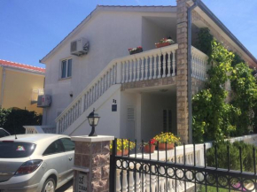  Apartment Vodice 11835b  Водице